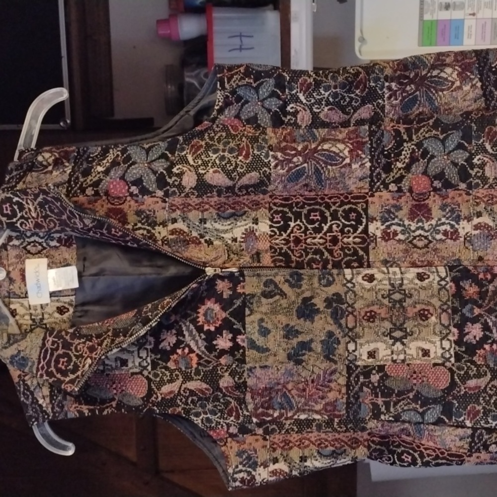 Beautiful Tapestry Look Vest